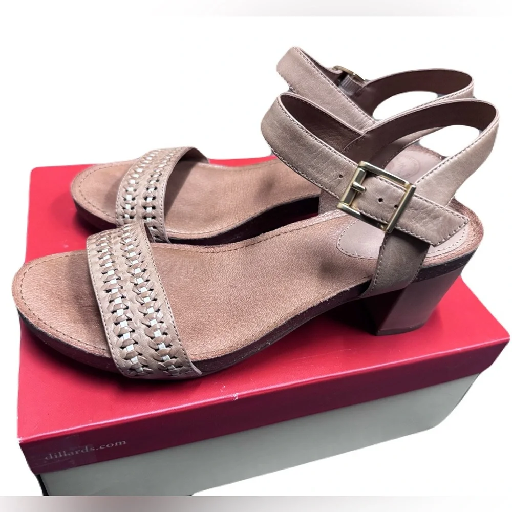 Nurture Daviee Sandals Size 8.5M Leather Block Heel – With Box - Picture 5 of 11